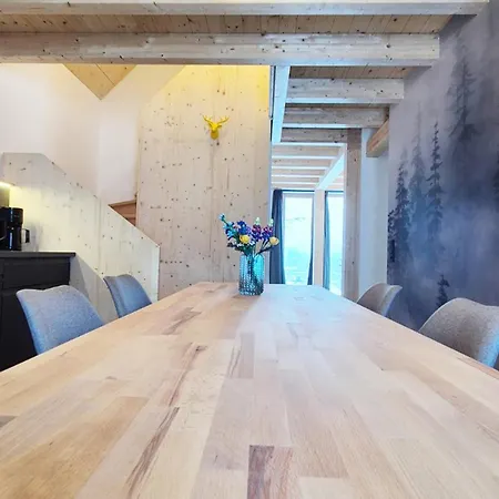 Haus Am Fels, Alpenaster هيرماجور
