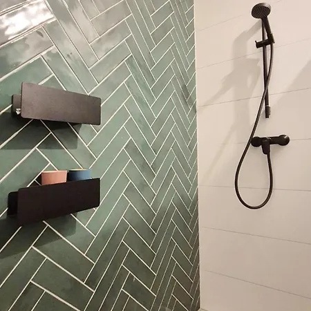 Haus Am Fels, Alpenaster * هيرماجور