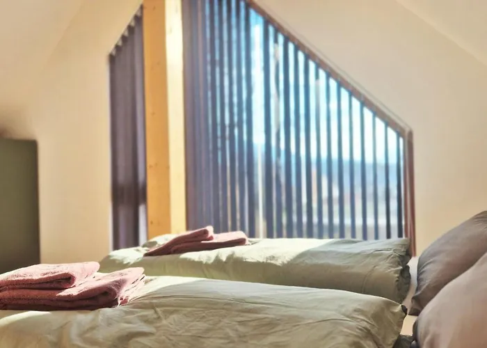 Haus Am Fels, Alpenaster Apartment